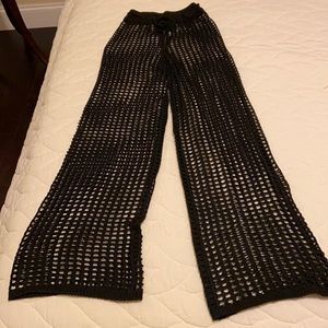 Cool pants for the beach ☀️